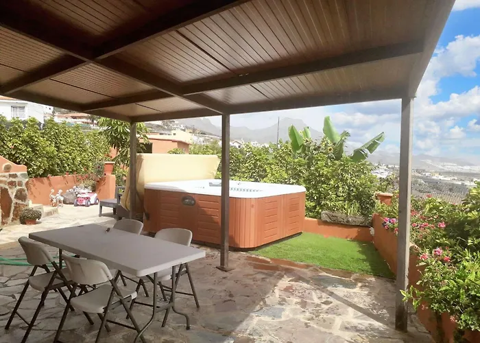 Vakantiehuis House With View&jacuzzi In Adeje *